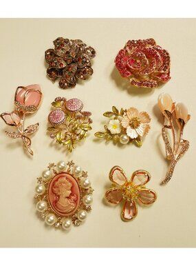 Brooch Lot of 8 - Pink accents - Flower cameo